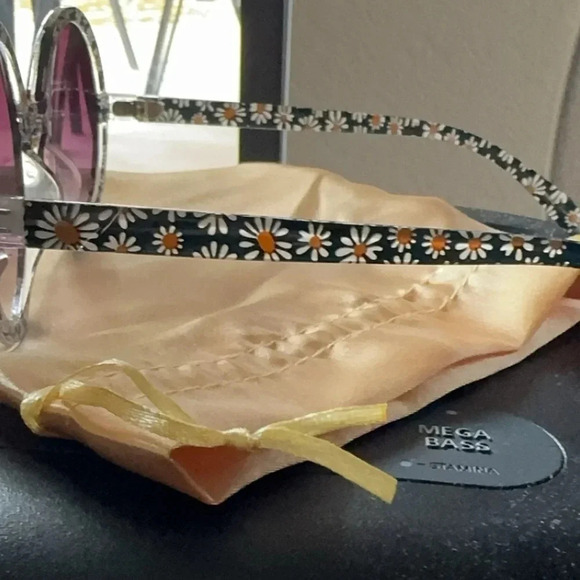 Women's Collection sunglass100%UV Protection daisy flowers round frames - Picture 8 of 11